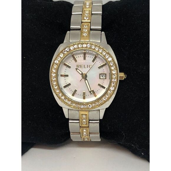 Relic ZR12036 Women's Stainless Steel Analog Dial Quartz Genuine Watch HO118 - Picture 1 of 9